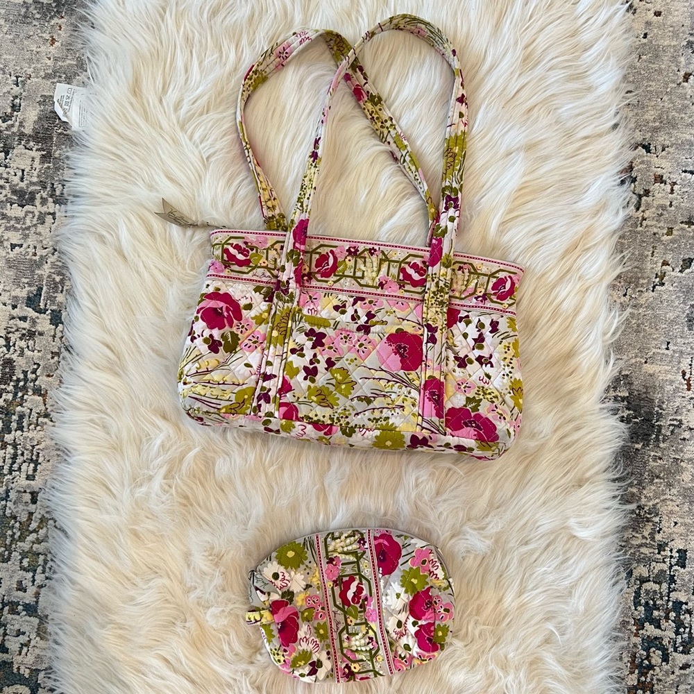 Vera Bradley Villager Tote Purse Shoulder Bag & Matching Make Up Bag Flo…